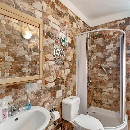Chalet Duplex Independiente Abades Prázdninový dům *